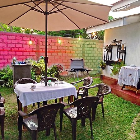 Coco Home Negombo Bagian luar foto